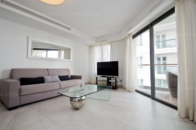IPEM Cannes 2022 Apartment rental - Details - 7 croisette 7C601